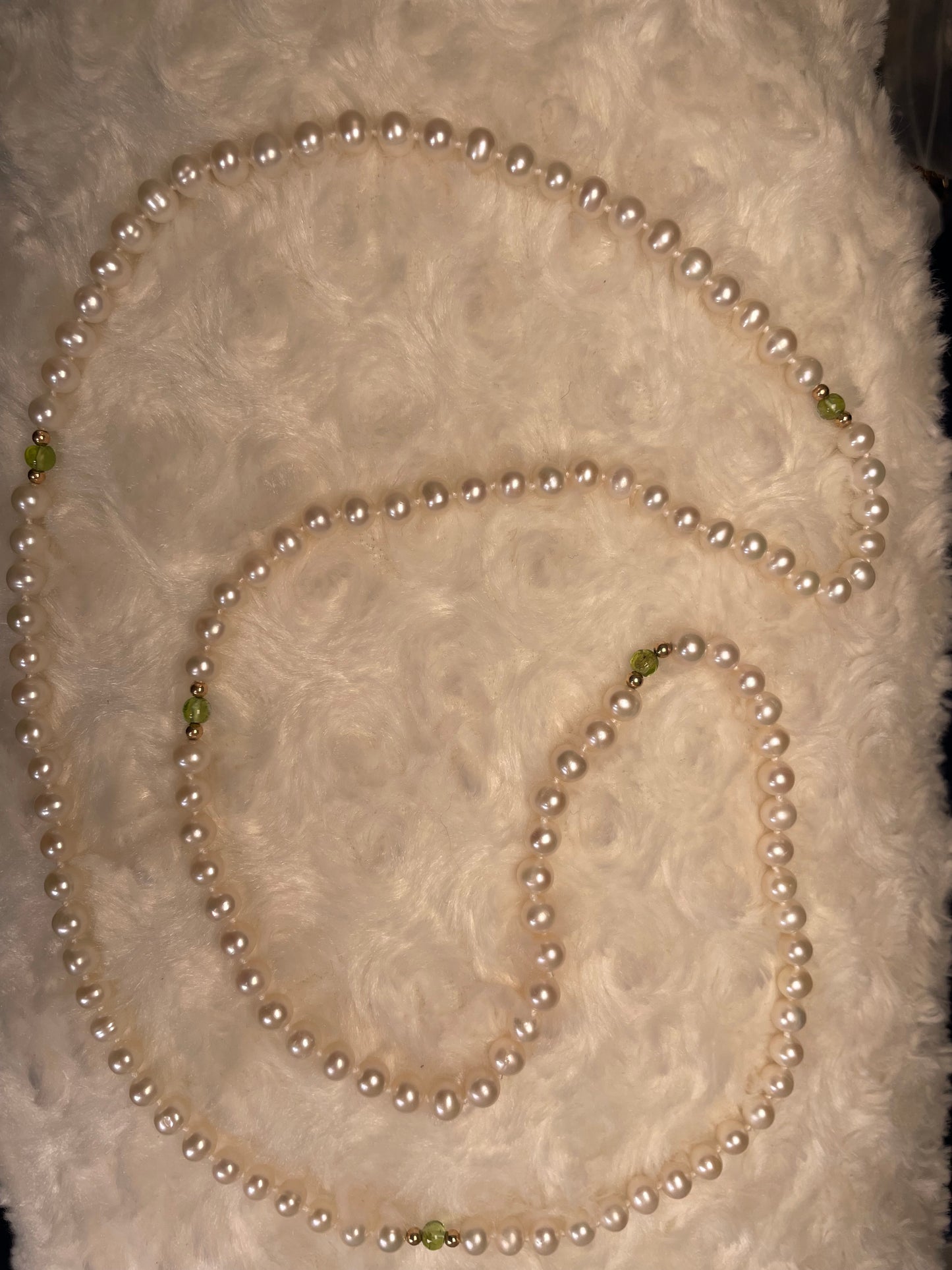 Freshwater Cultured Pearls with Peridot & Gold Beads Necklace