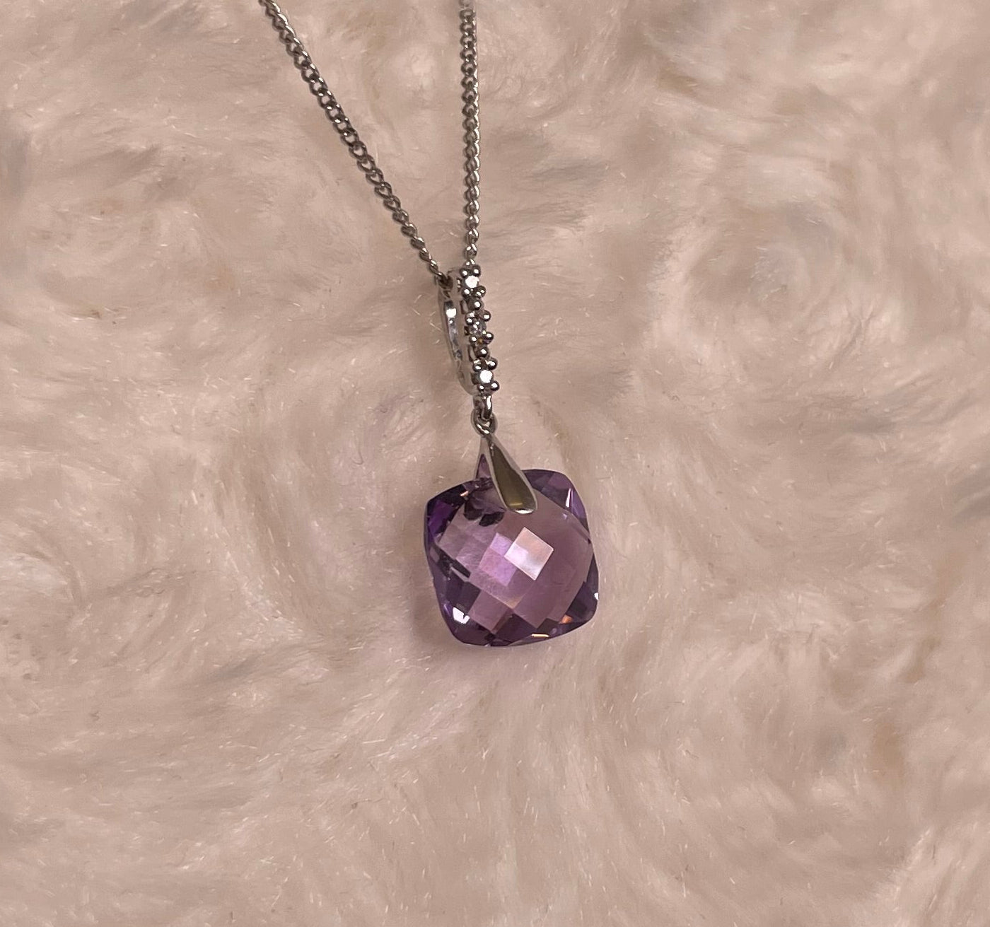 9ct White Gold Pineapple Cut Cushion Shape Amethyst Drop Pendant Necklace