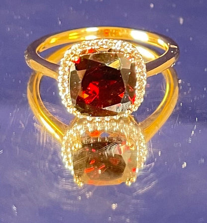 9ct Yellow Gold Garnet Ring & Diamond Ring