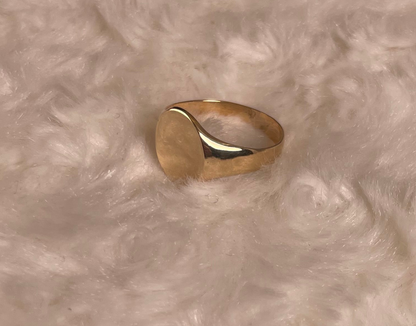 9ct Yellow Gold Plain Oval Signet Ring
