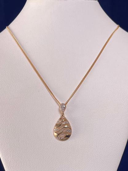 9ct Yellow Gold Teardrop Lattice Diamond Pendant Necklace