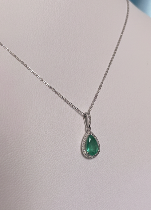 9ct White Gold Emerald & Diamond Cluster Pendant Necklace