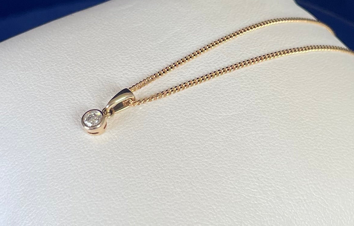 9ct Yellow Gold Delicate Diamond Solitaire Pendant Necklace