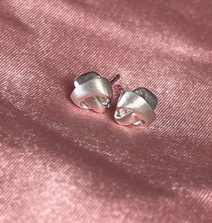 Knot Earrings With Shiny & Brushed Effect Rhodium Plated Silver