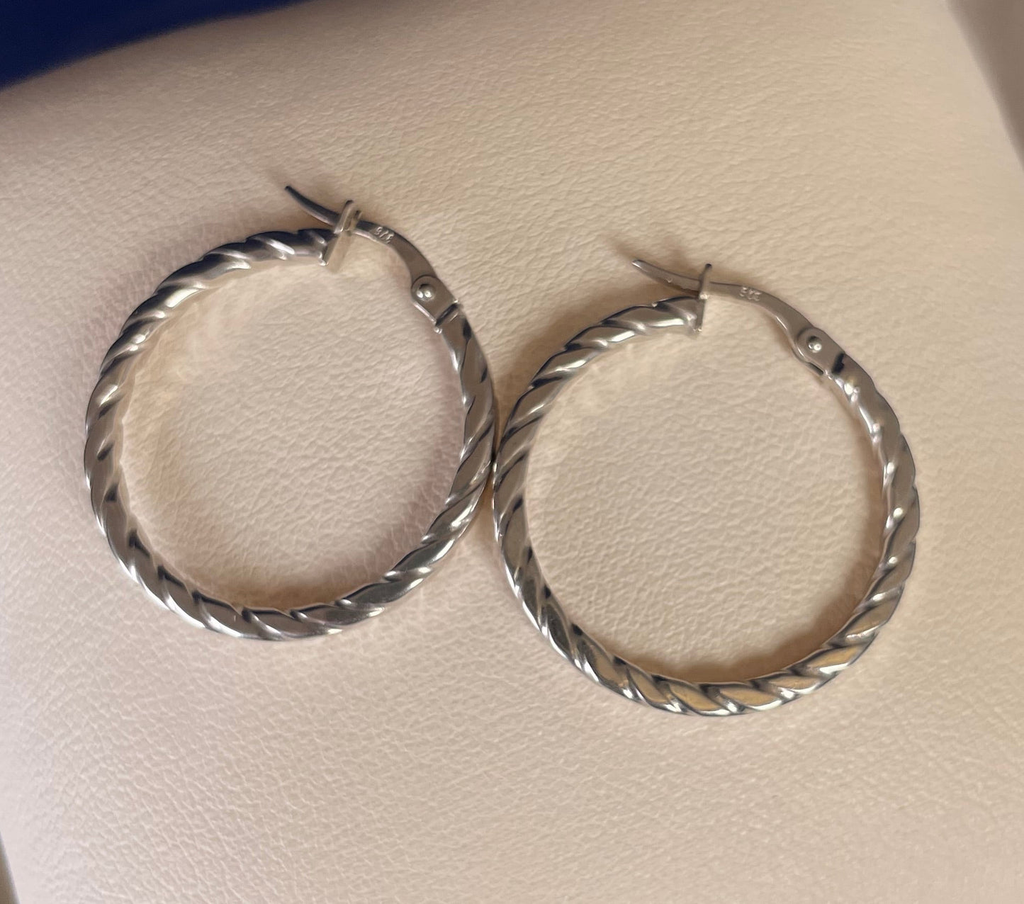 9ct White Gold Flat Twist Hoop Earrings