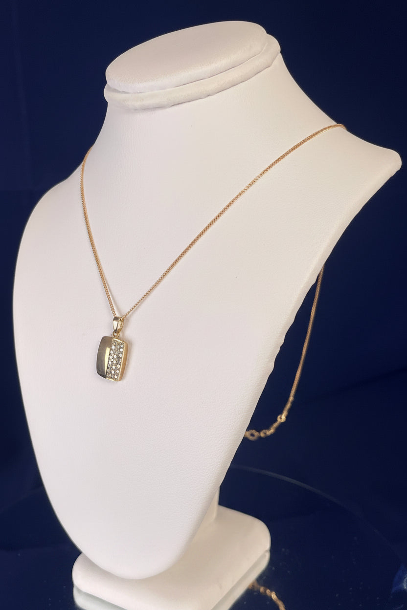 9ct Yellow Gold Pendant Half Set With Cubic Zirconia