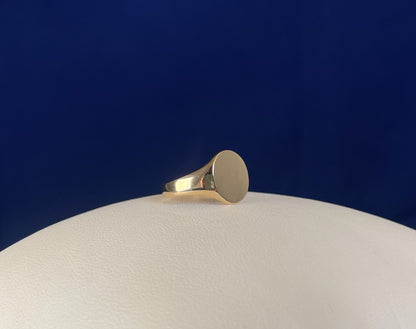 9ct Yellow Gold Plain Oval Signet Ring
