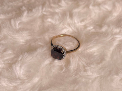9ct Yellow Gold Garnet Ring & Diamond Ring
