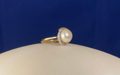 9ct Yellow Gold Freshwater Cultured Pearl Dress Ring with Diamond Knot Setting