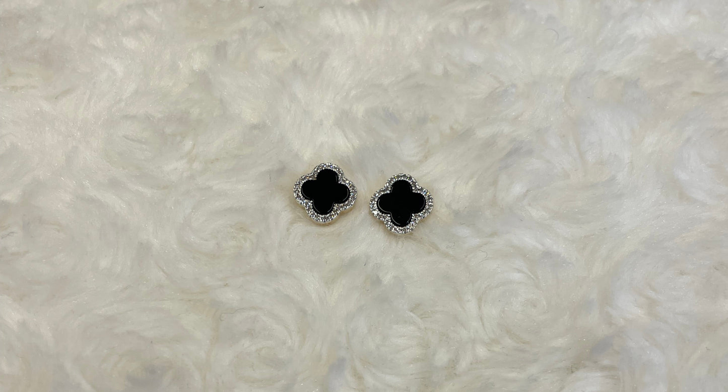 9ct Yellow Gold Onyx & Diamond Clover Earrings