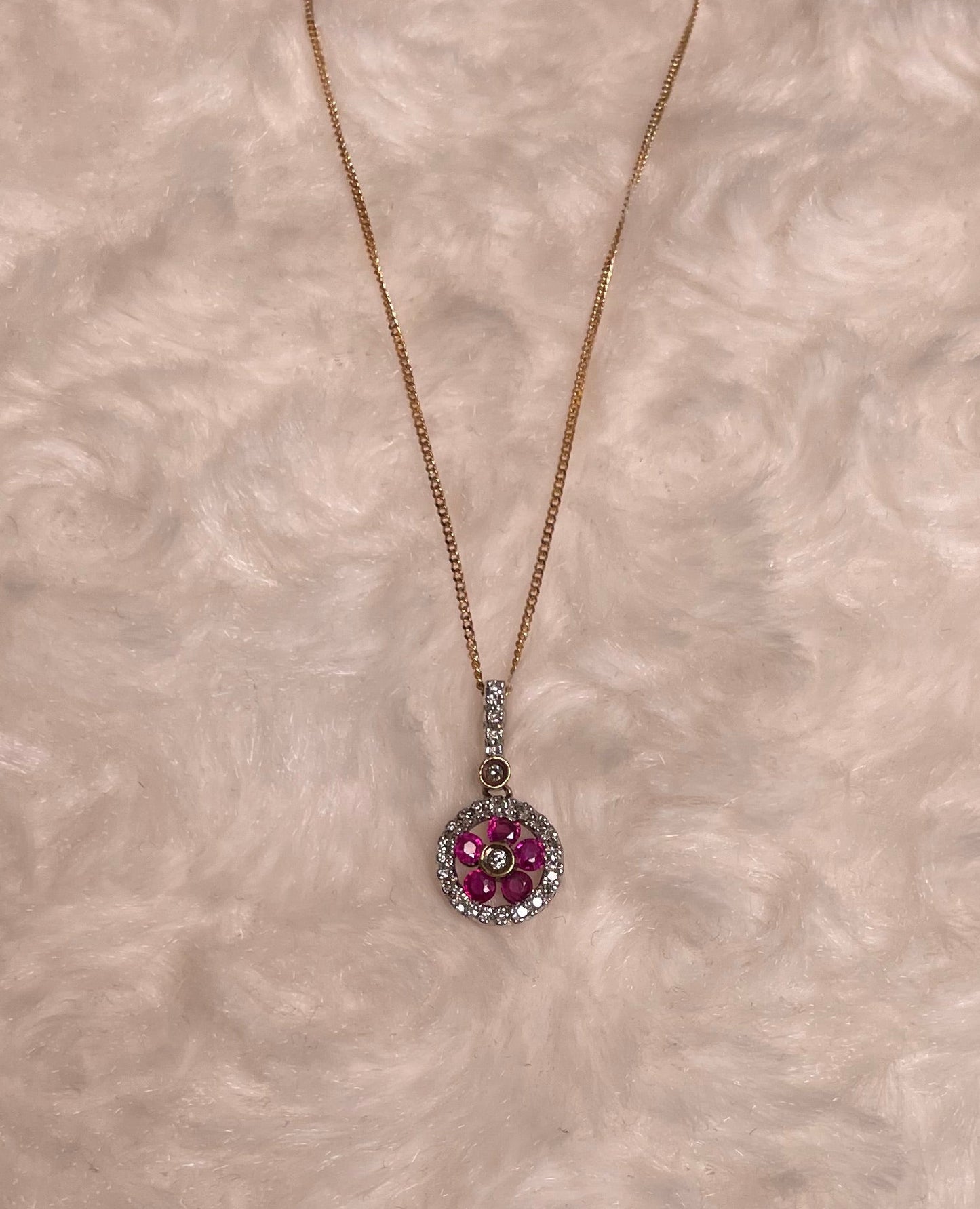 9ct Yellow Gold Cartwheel Design Diamonds & Rubies Pendant Necklace