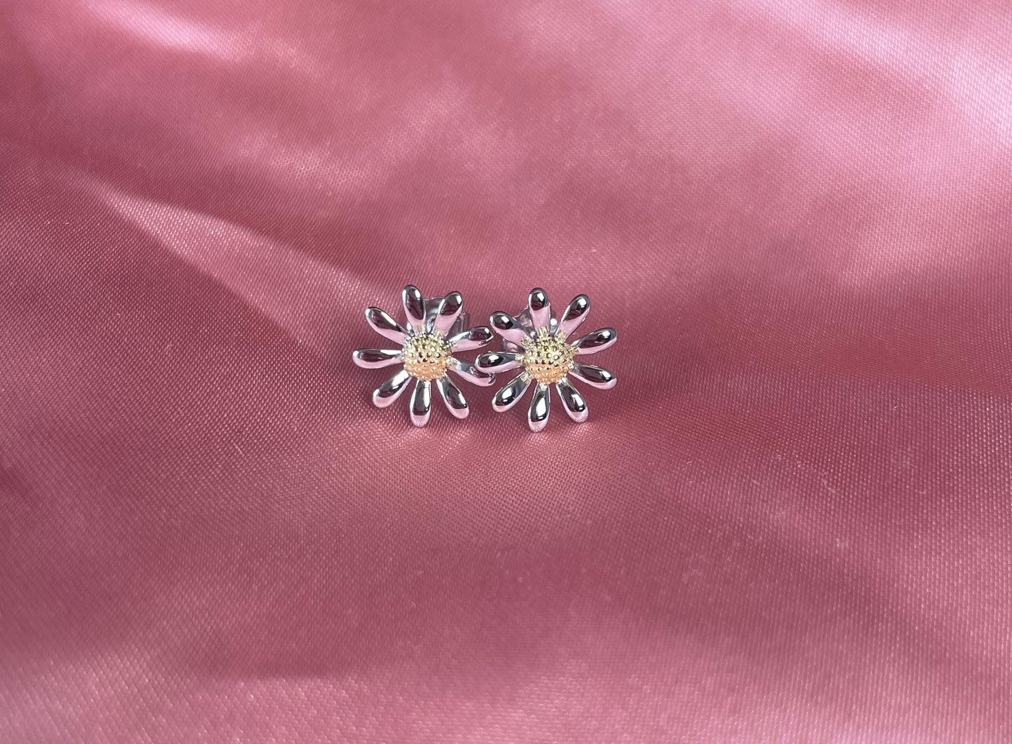 Rhodium-Plated Silver Delicate Daisy Earrings
