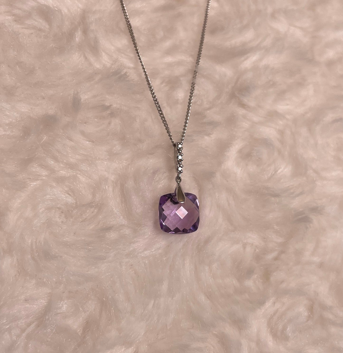 9ct White Gold Pineapple Cut Cushion Shape Amethyst Drop Pendant Necklace