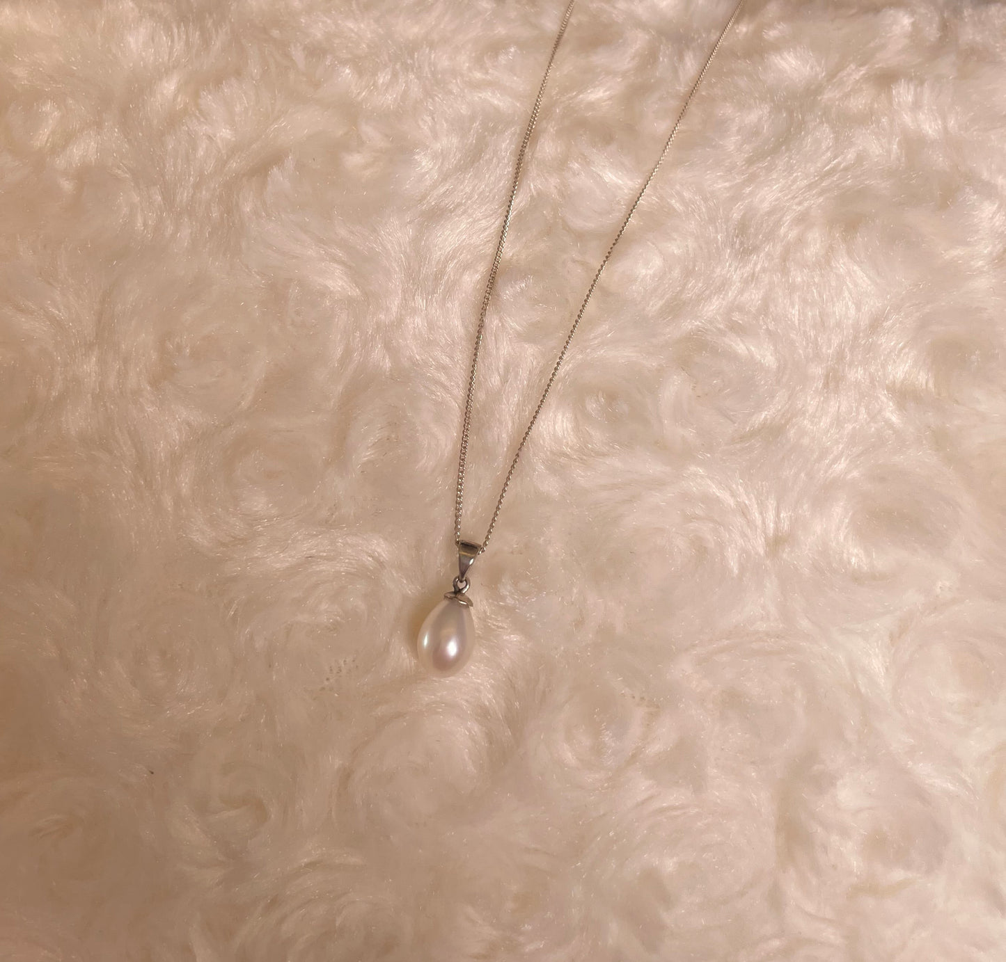 Silver Necklace With Fresh Water Cultured Pearl