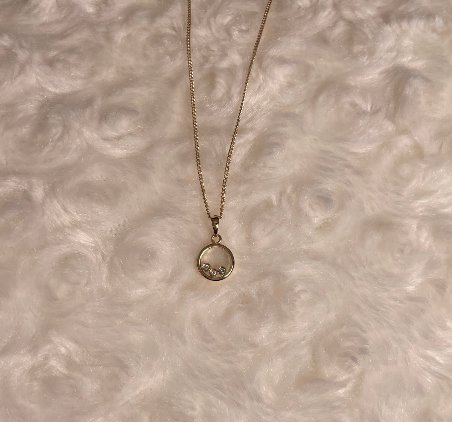 9ct Yellow Gold Floating Diamond Pendant Necklace