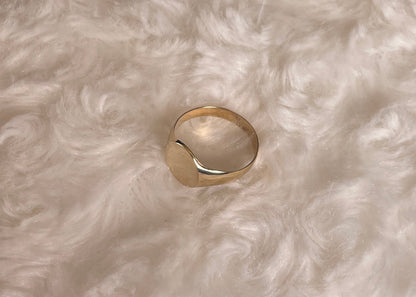 9ct Yellow Gold Plain Oval Signet Ring