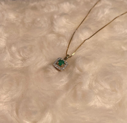 9ct Yellow Gold Round Emerald With Diamond Cluster Pendant Necklace