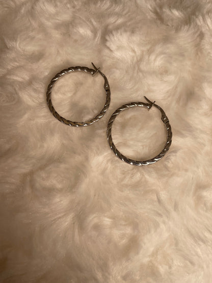 9ct White Gold Flat Twist Hoop Earrings