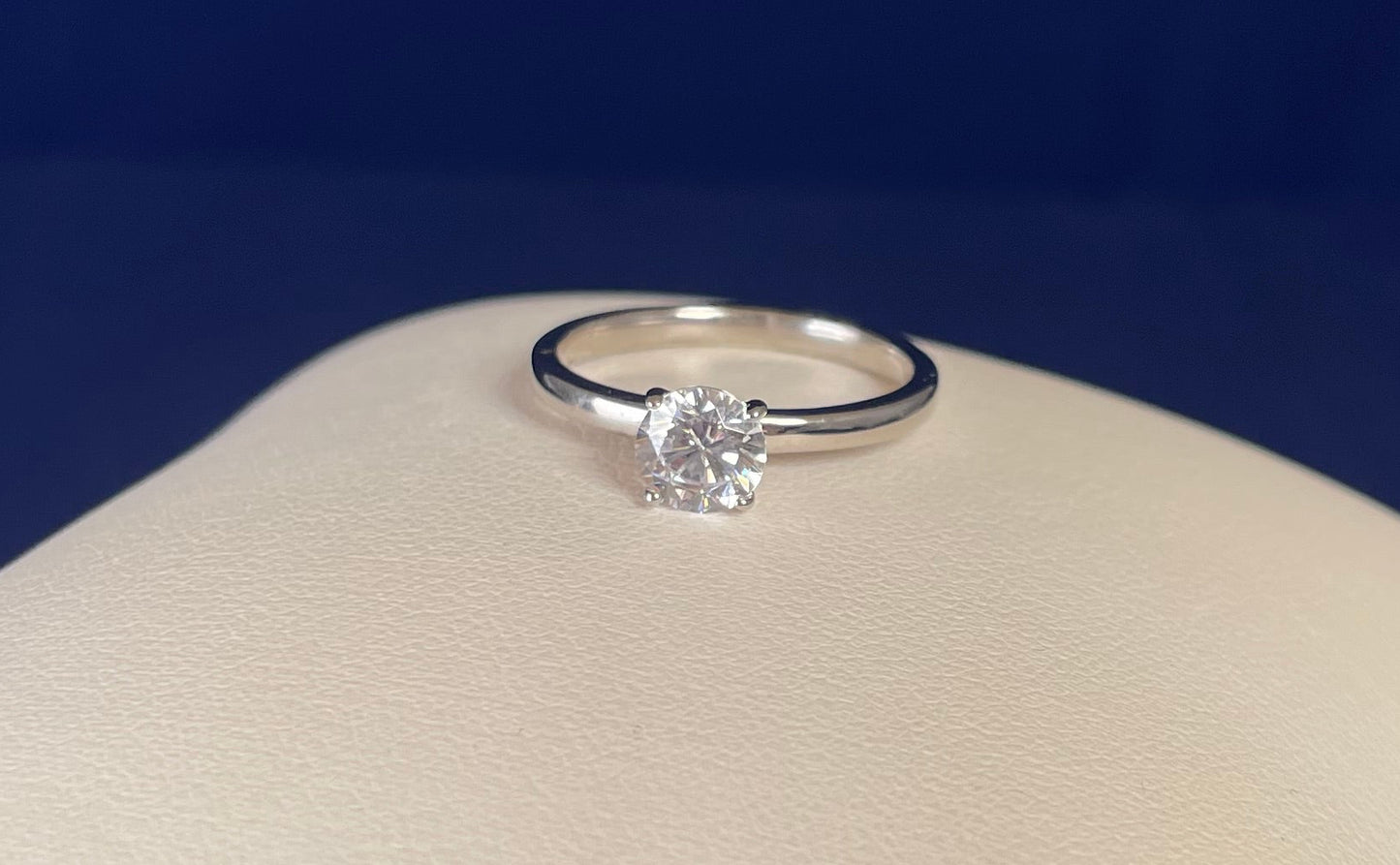 Rhodium-Plated Silver Brilliant Cut Cubic Zirconia Solitaire