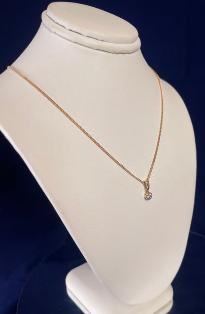 9ct Yellow Gold Delicate Diamond Solitaire Pendant Necklace
