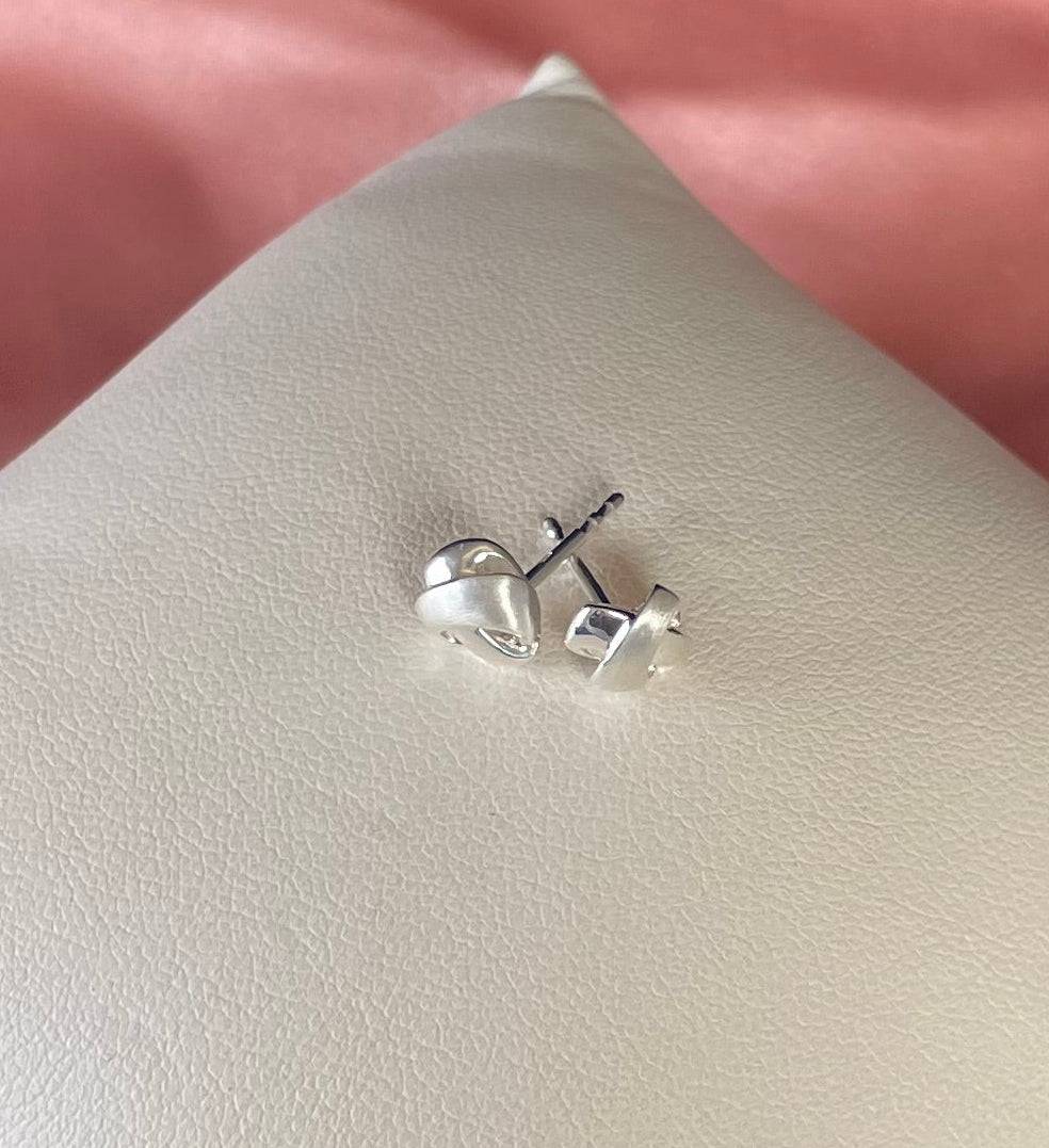 Knot Earrings With Shiny & Brushed Effect Rhodium Plated Silver