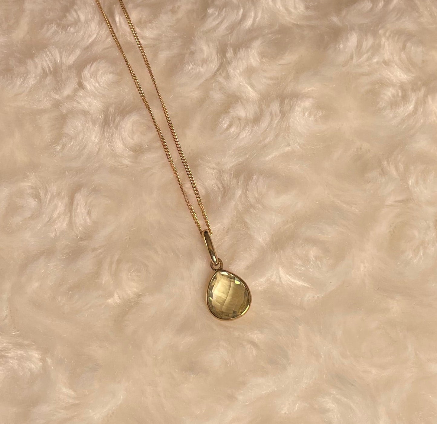 9ct Yellow Gold Pear Shaped Pineapple Cut Lemon Quartz Pendant Necklace