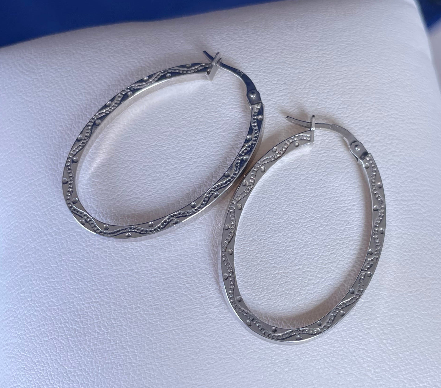 9ct White Gold Slim Flat Oval Hoop Earrings
