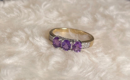 9ct Yellow Gold Ring with Oval Amethysts & Diamonds
