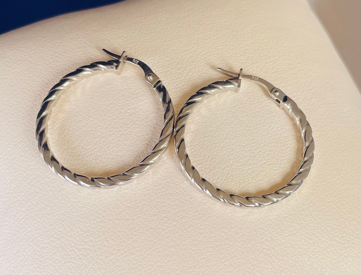 9ct White Gold Flat Twist Hoop Earrings