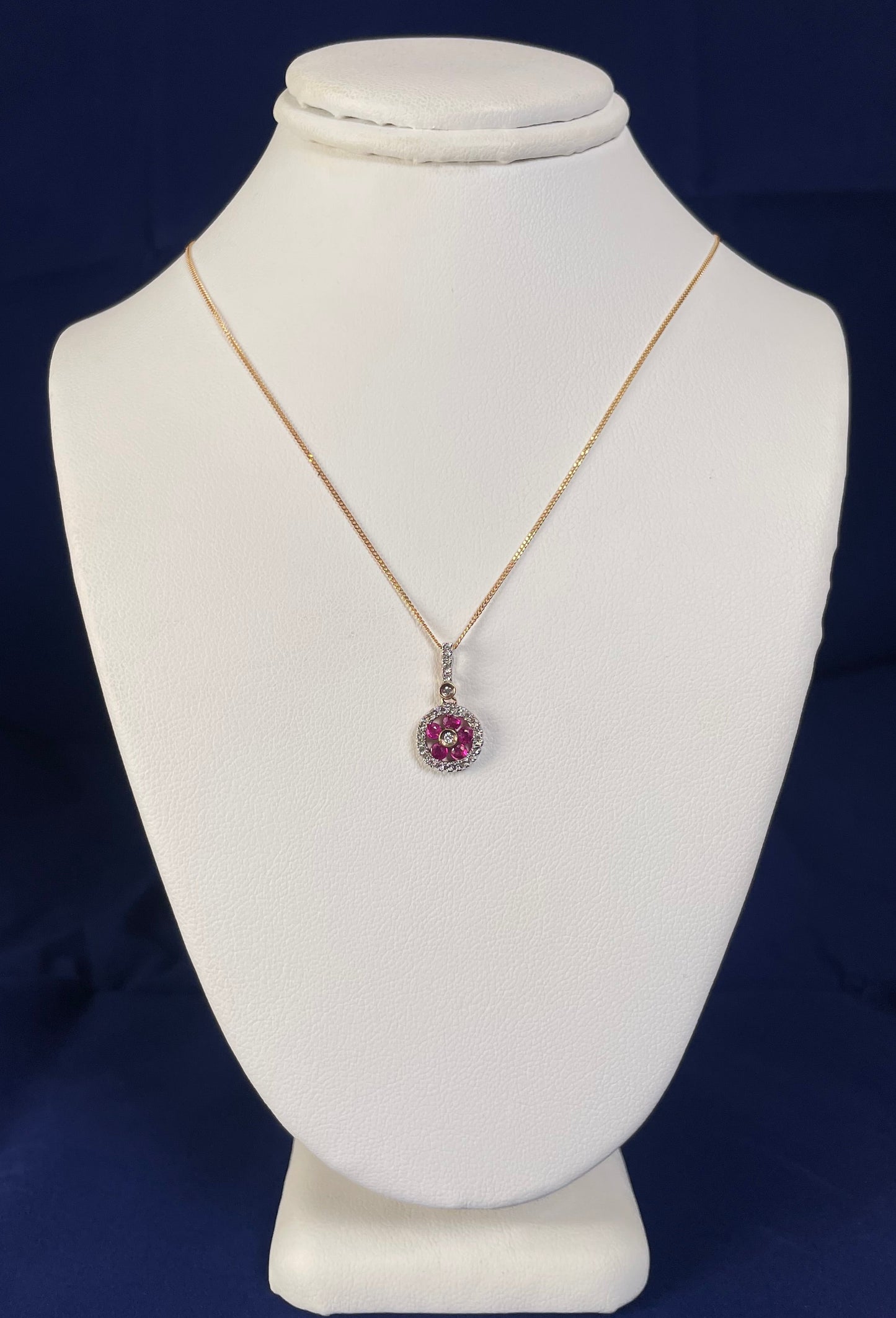 9ct Yellow Gold Cartwheel Design Diamonds & Rubies Pendant Necklace