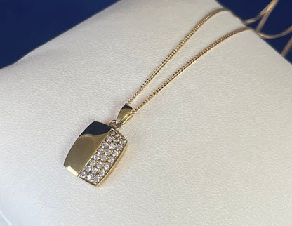9ct Yellow Gold Pendant Half Set With Cubic Zirconia