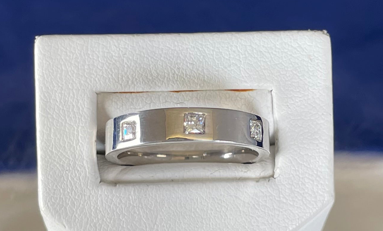 Flat Court Band with three Princess Cut Cubic Zirconicas Ring