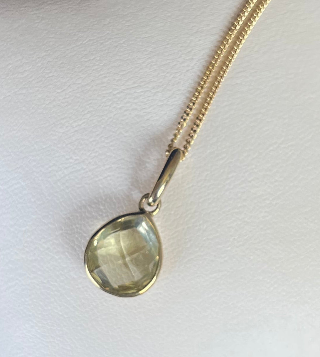 9ct Yellow Gold Pear Shaped Pineapple Cut Lemon Quartz Pendant Necklace