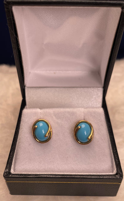 9ct Yellow Gold Oval Turquoise Cabochon Stud Earring