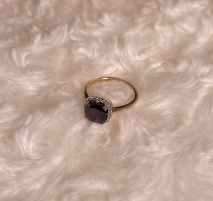 9ct Yellow Gold Garnet Ring & Diamond Ring