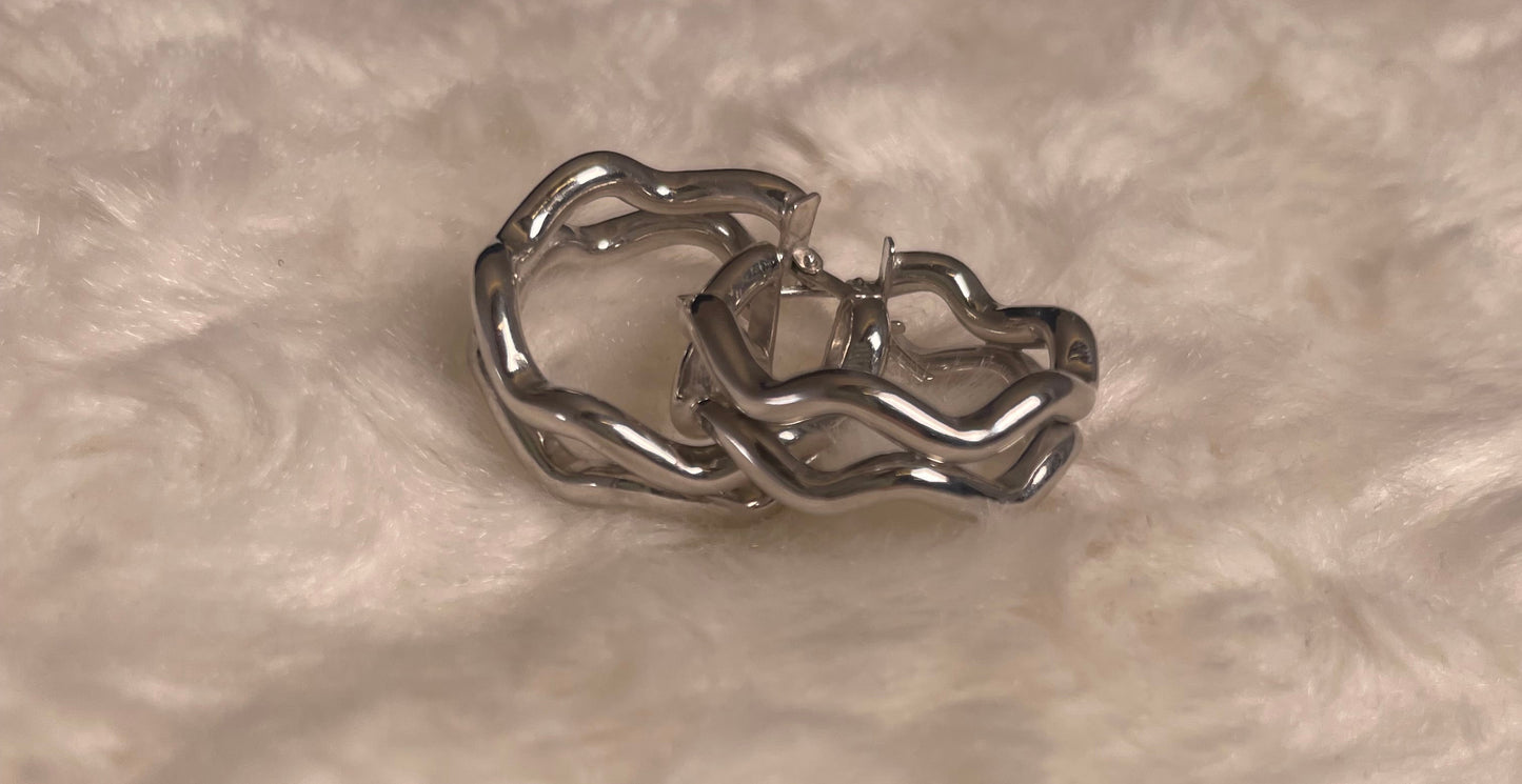 9ct White Gold Wave Hoop Earrings