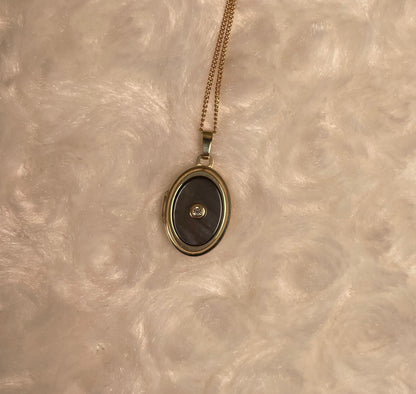 9ct Yellow Gold Grey Mother of Pearl Oval Locket With Small Diamond Centre