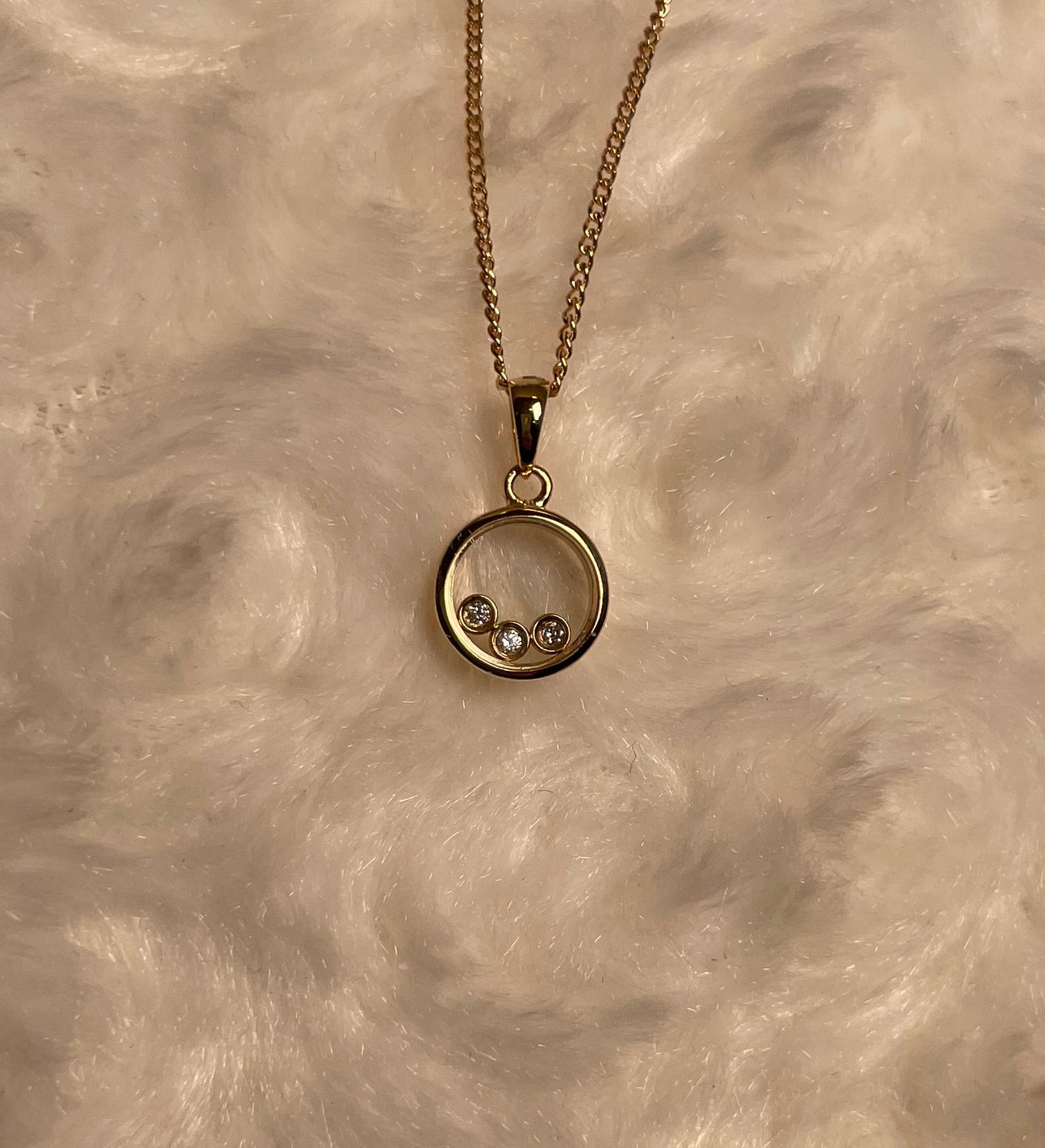 9ct Yellow Gold Floating Diamond Pendant Necklace