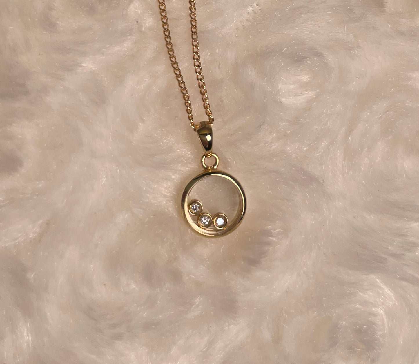 9ct Yellow Gold Floating Diamond Pendant Necklace