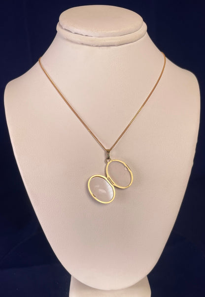 9ct Yellow Gold Grey Mother of Pearl Oval Locket With Small Diamond Centre
