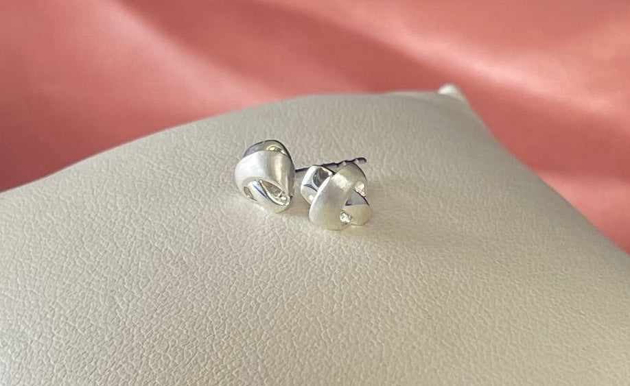 Knot Earrings With Shiny & Brushed Effect Rhodium Plated Silver