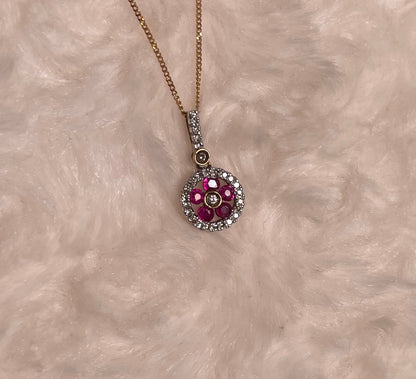9ct Yellow Gold Cartwheel Design Diamonds & Rubies Pendant Necklace