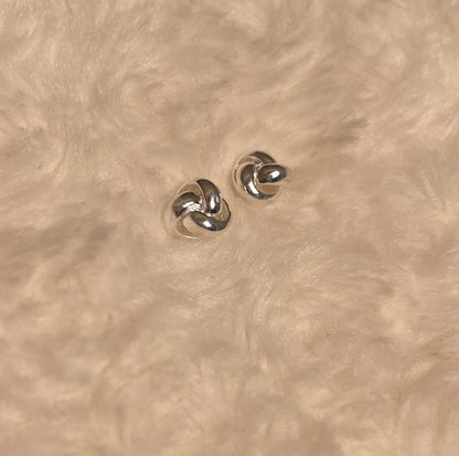 Large knot Earrings Rhodium Plated Silver