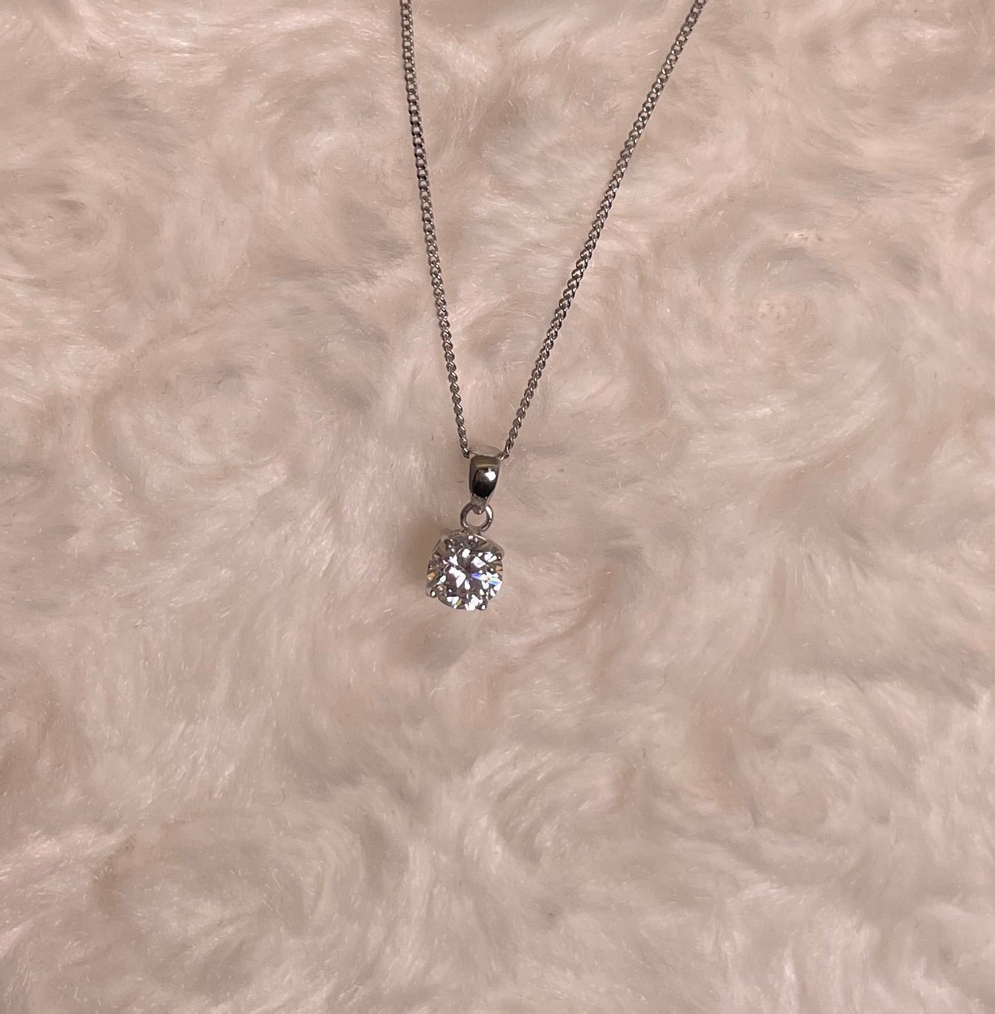 9ct White Gold Brilliant Cut Cubic Zirconia Pendant Necklace