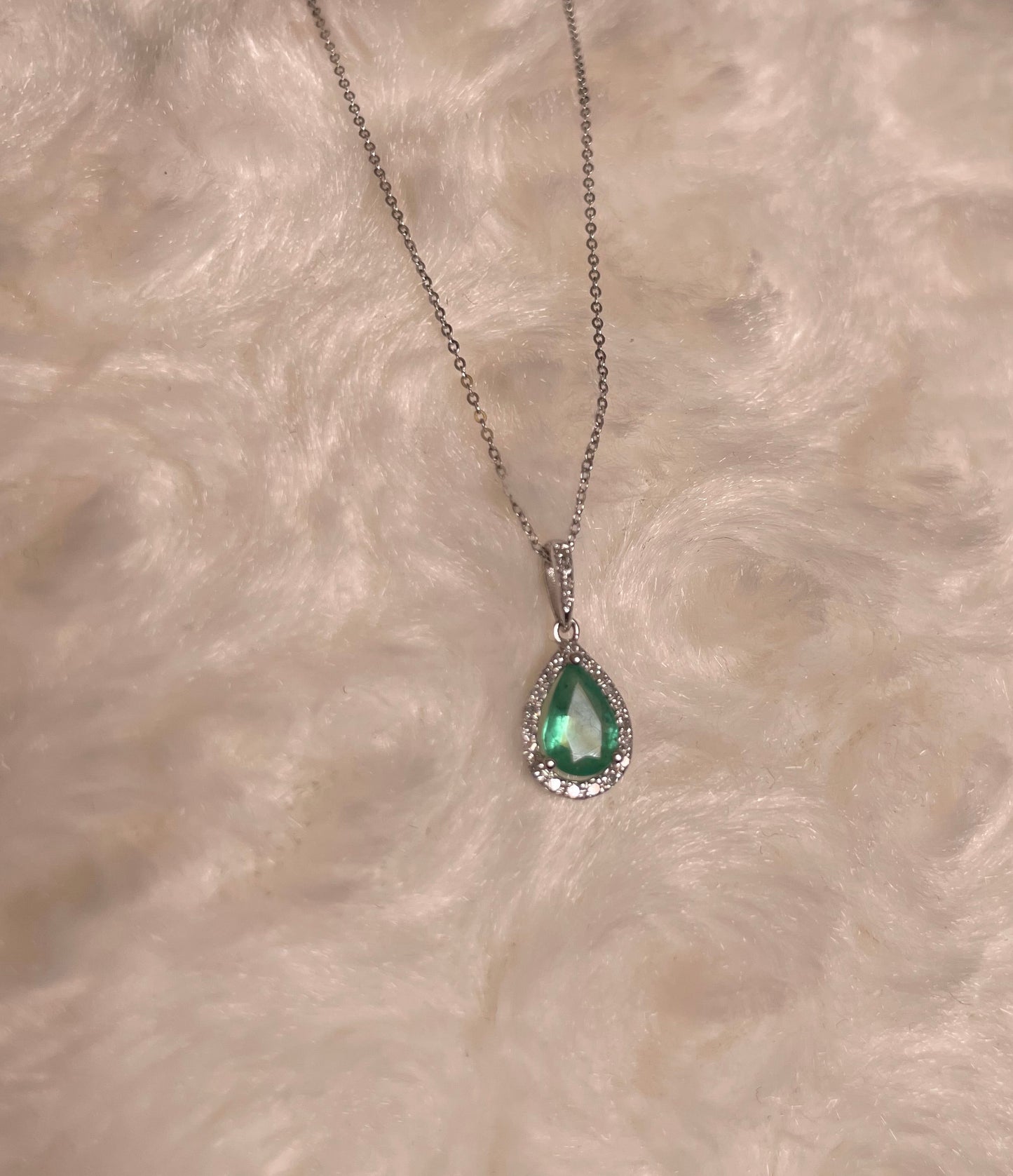 9ct White Gold Emerald & Diamond Cluster Pendant Necklace