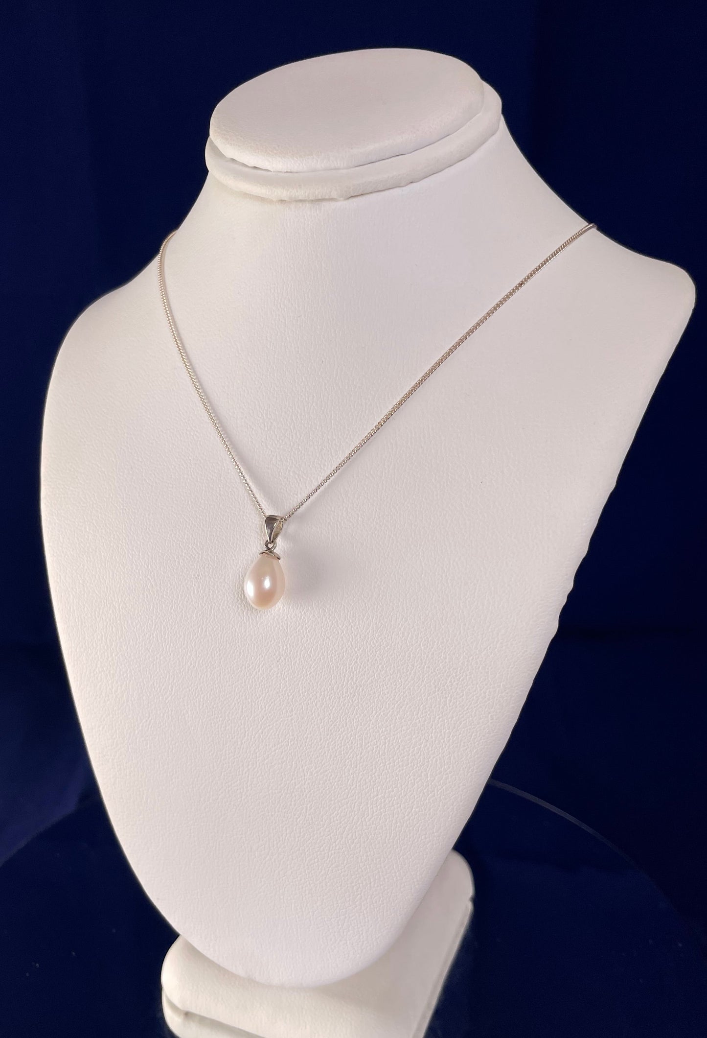 Fresh Water Cultured Pearl Necklace