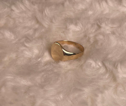 9ct Yellow Gold Plain Oval Signet Ring