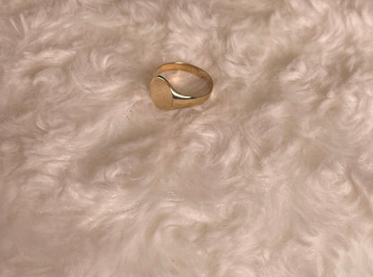 9ct Yellow Gold Plain Oval Signet Ring