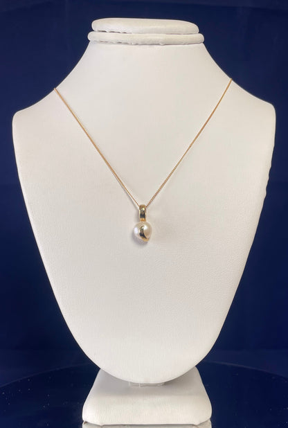 9ct Yellow Gold Freshwater Pearl Pendant Necklace