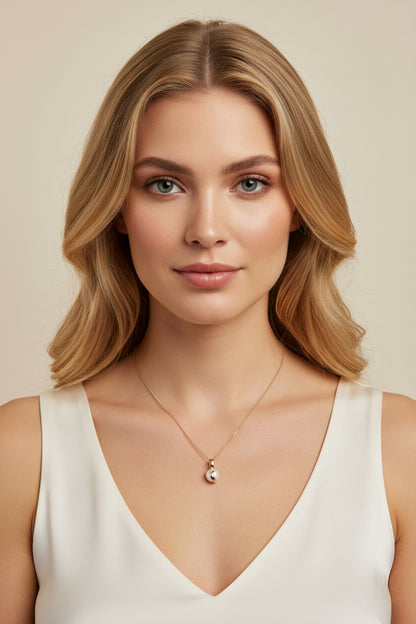 9ct Yellow Gold Freshwater Pearl Pendant Necklace